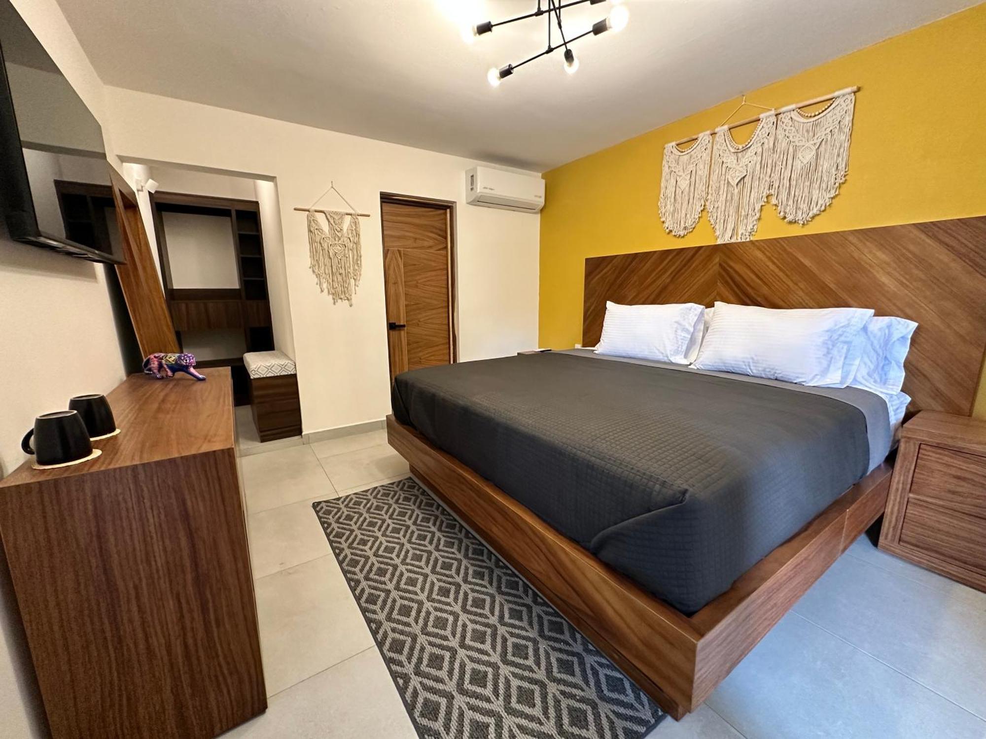 Hotel Boutique Escondida, A Pasos De Lo Mejor En Tlaquepaque